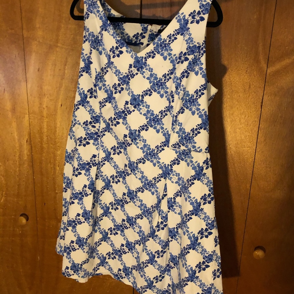 Lightly Used Tommy Hilfiger Summer Fit and Flare